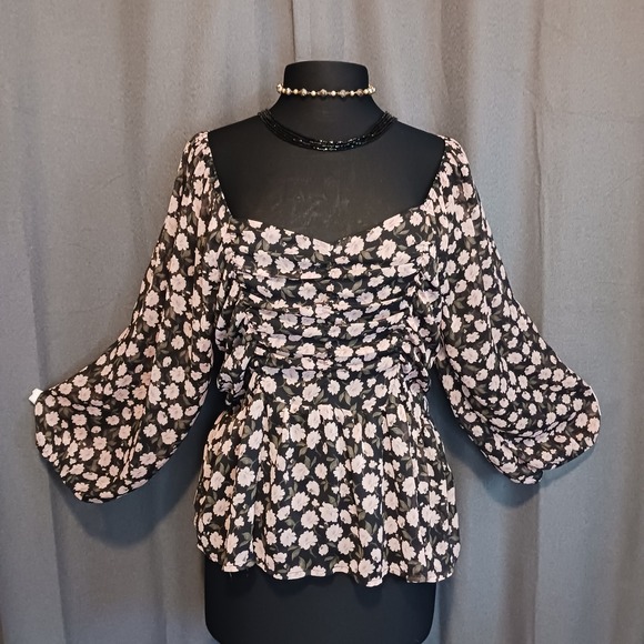 American Eagle Outfitters Tops - American Eagle Floral Ruched Peplum Babydoll Top Blouse XL Black Pink
